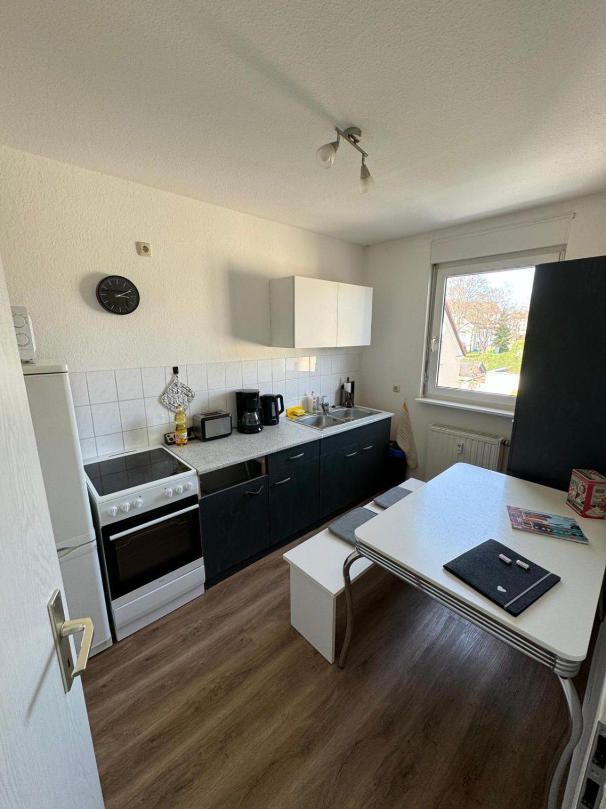 Stylische Ferienwohnung Gratis Wifi Naehe Bahnhof Zwickau Bagian luar foto